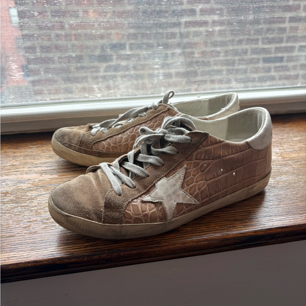 Golden Goose tan crocodile super star ⭐️ like new
